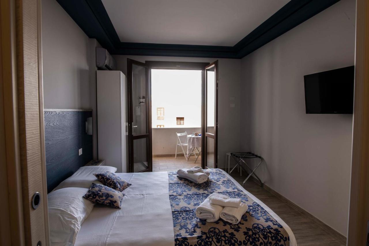 Elisir Suite Rooms By Marino Tourist Сан-Вито-Ло-Капо Экстерьер фото